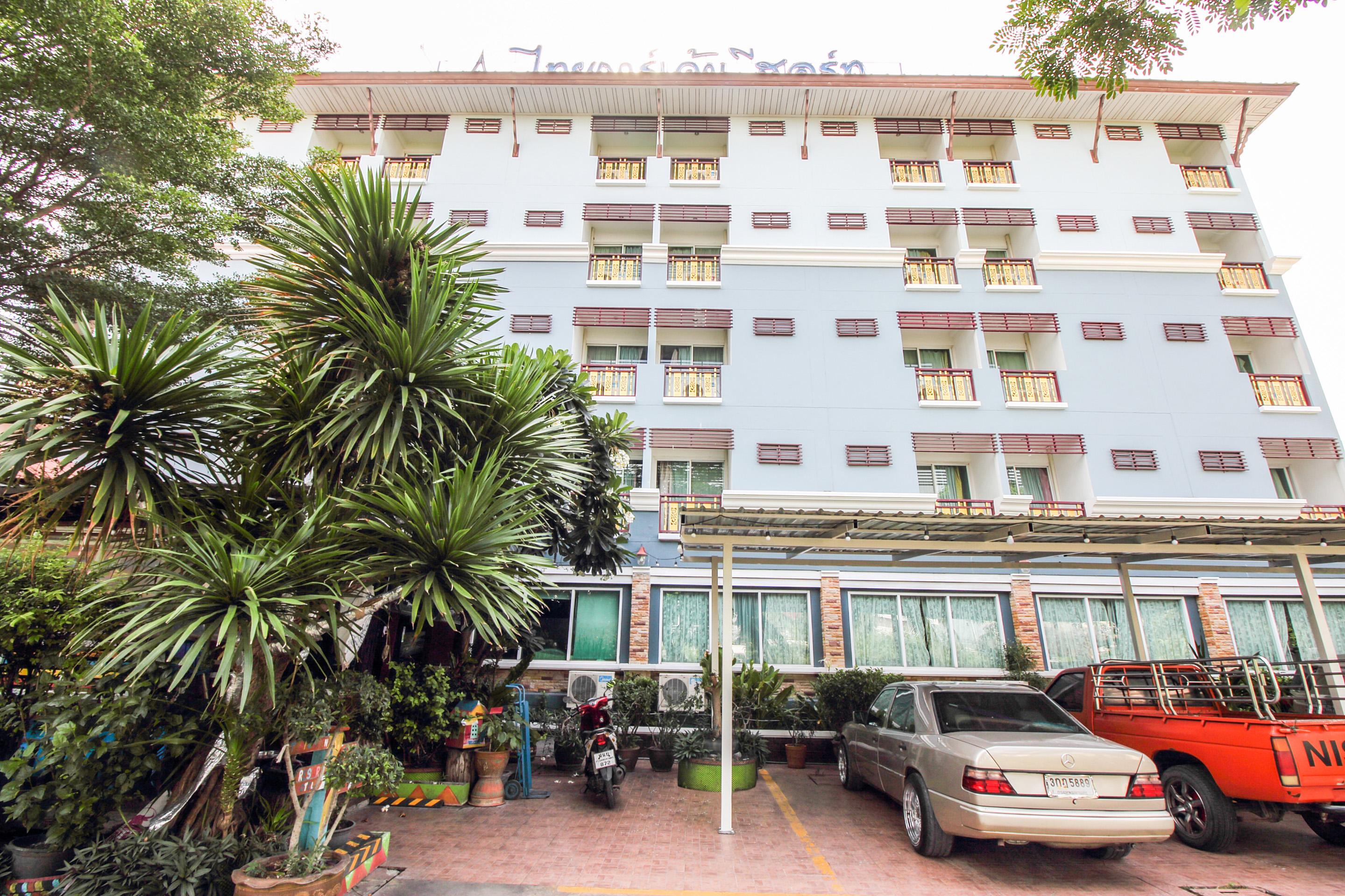 Oyo 280 Thai Garden Resort Bangkok Exterior photo